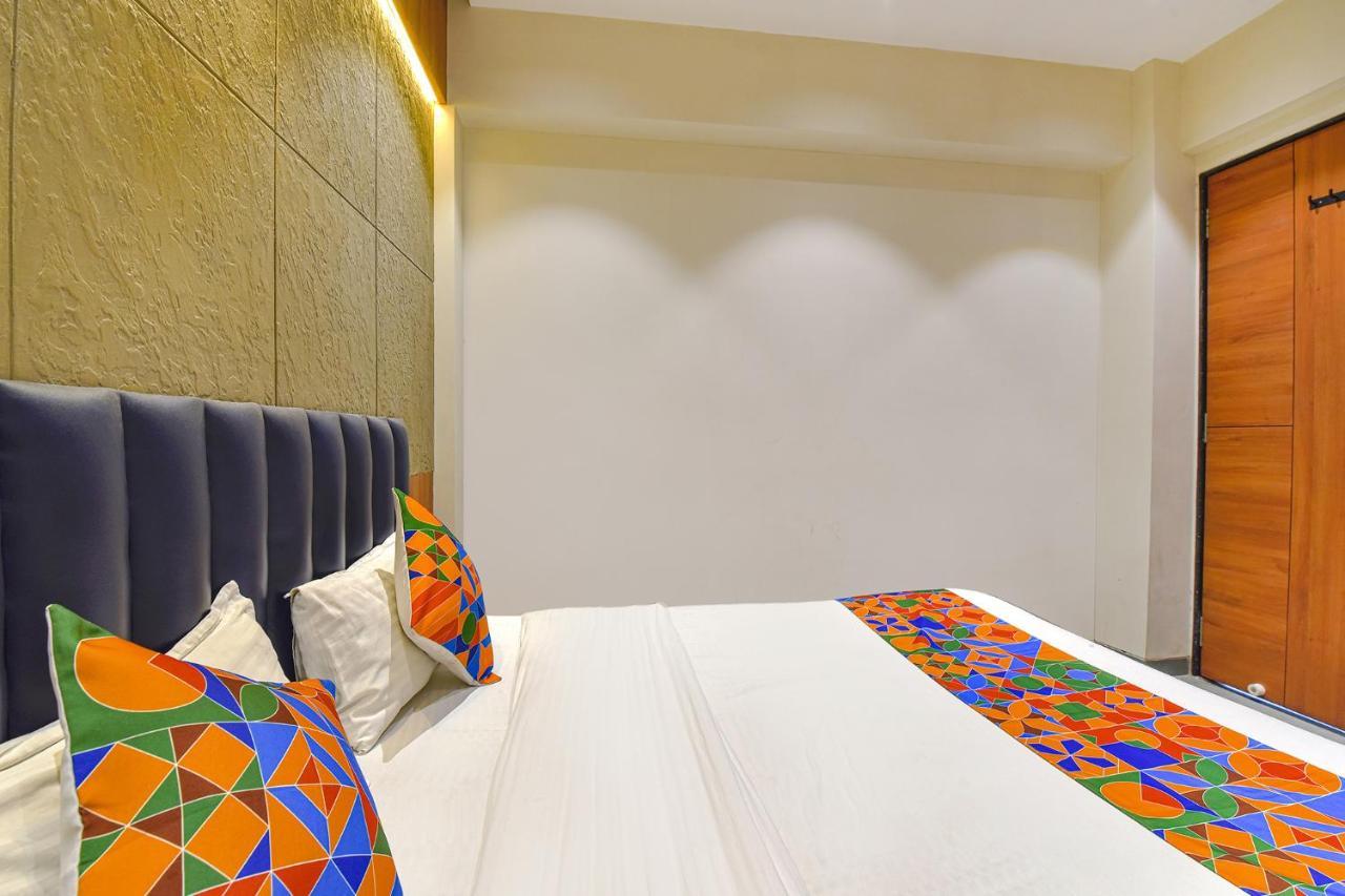 OYO 93041 Hotel Udhna Inn Surat Esterno foto